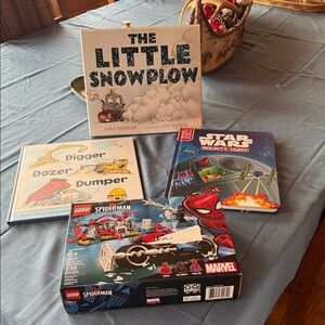 Marvel LEGO Spider-Man Vehicle Playset - Red, Black, White